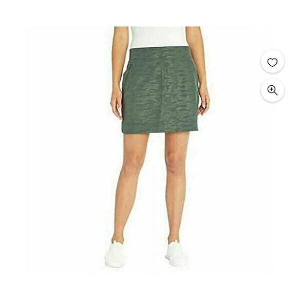 Orvis Dresses & Skirts - Orvis Ladies' Embossed Pull On Skort M